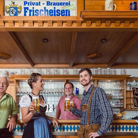 Brauerei Und Gasthof Frischeisen Kelheim Ngoại thất bức ảnh