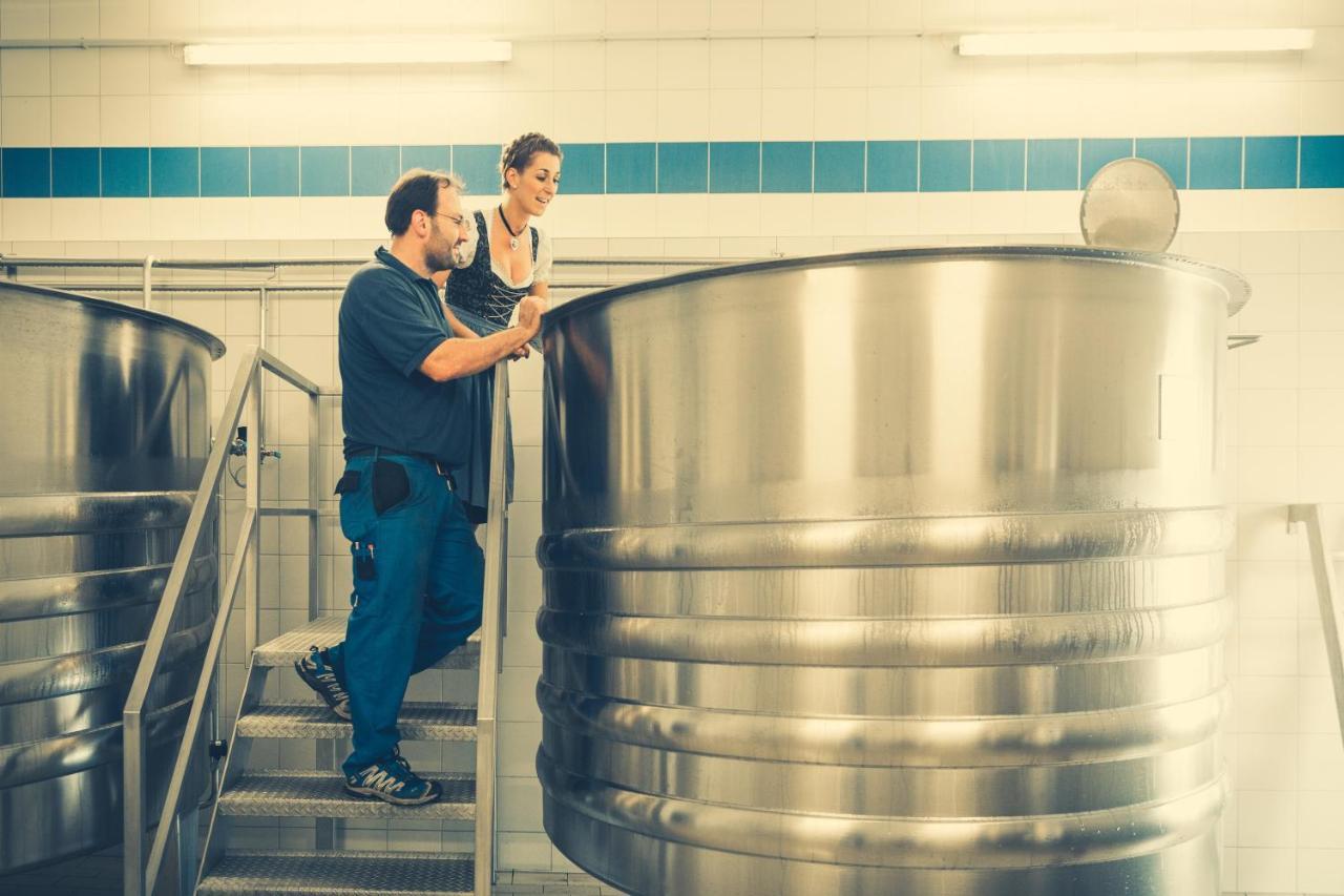 Brauerei Und Gasthof Frischeisen Kelheim Ngoại thất bức ảnh