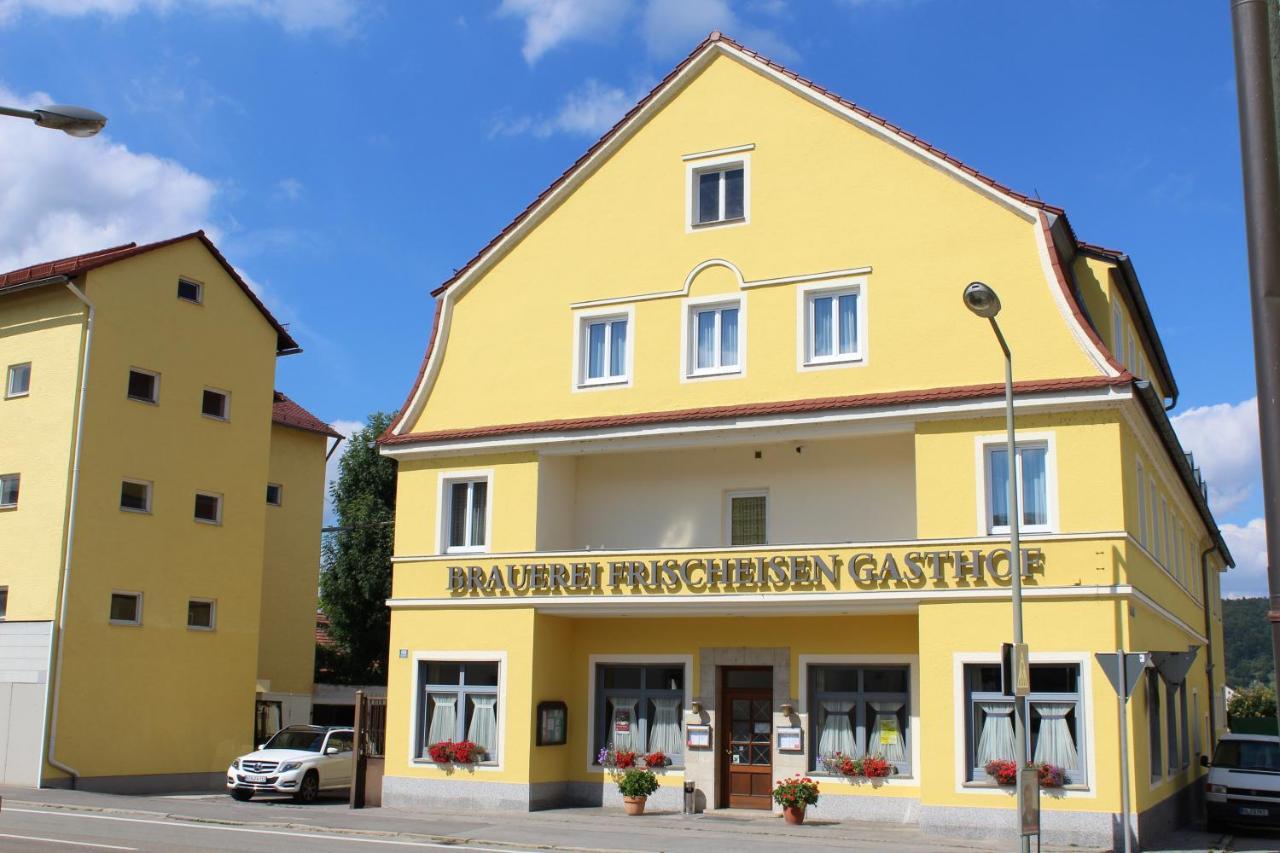Brauerei Und Gasthof Frischeisen Kelheim Ngoại thất bức ảnh